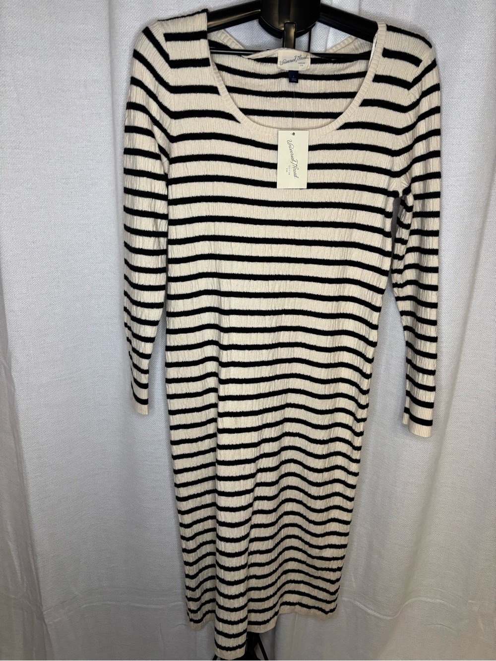 Universal Thread Black & Cream Striped Rib-Knit Long Sleeve Dress